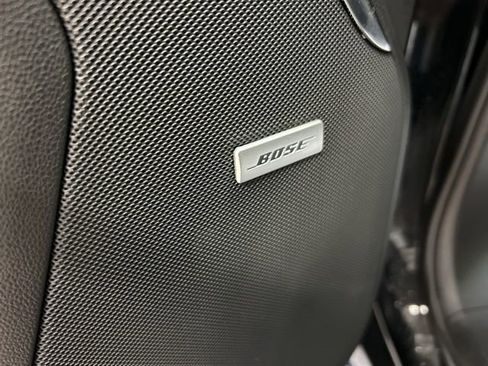 Used 2024 GMC Yukon Denali w/ Advanced Technology Package image 15