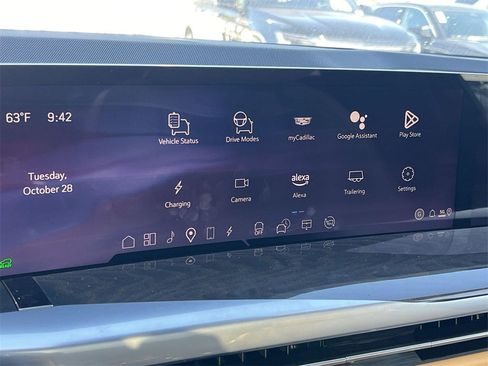 New 2025 Cadillac Escalade IQ Luxury 2 image 17