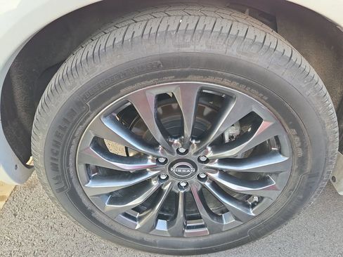 Used 2023 Nissan Armada Platinum w/ Captain's Chairs Package image 5