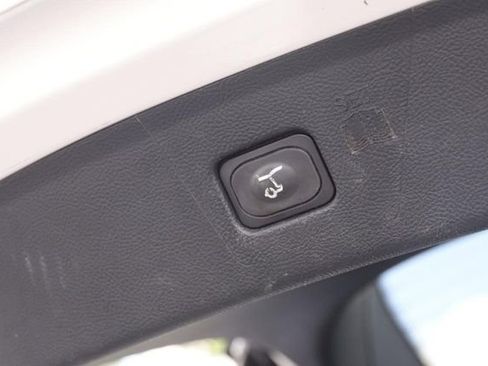 Certified 2022 Ford Edge ST AWD/4WD image 8