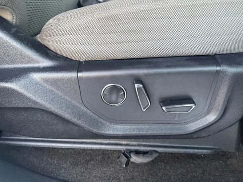 Used 2015 Ford F150 XLT w/ Equipment Group 302A Luxury image 24