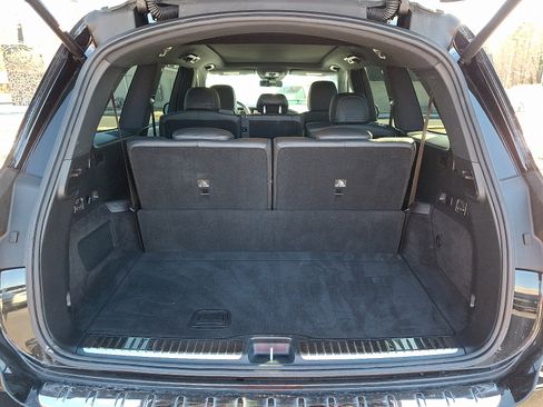 Used 2025 Mercedes-Benz GLS 450 4MATIC image 30
