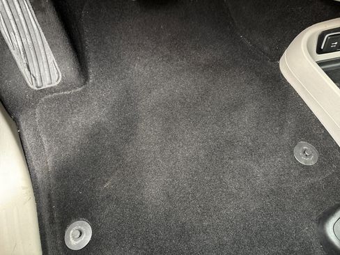 Used 2018 Chrysler Pacifica Limited w/ Advanced Safetytec Group image 16