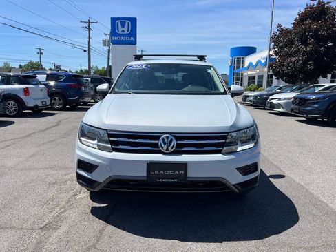 Used 2018 Volkswagen Tiguan SE w/ Panoramic Sunroof Package AWD/4WD image 8
