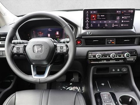 New 2026 Honda Pilot Touring image 24
