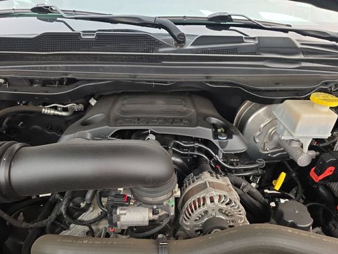 Used 2022 RAM 1500 Laramie AWD/4WD image 25
