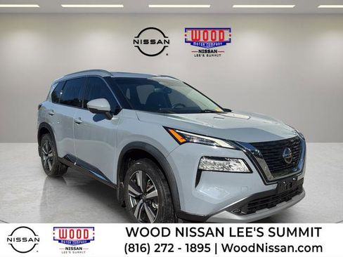Used 2021 Nissan Rogue SL AWD/4WD image 1