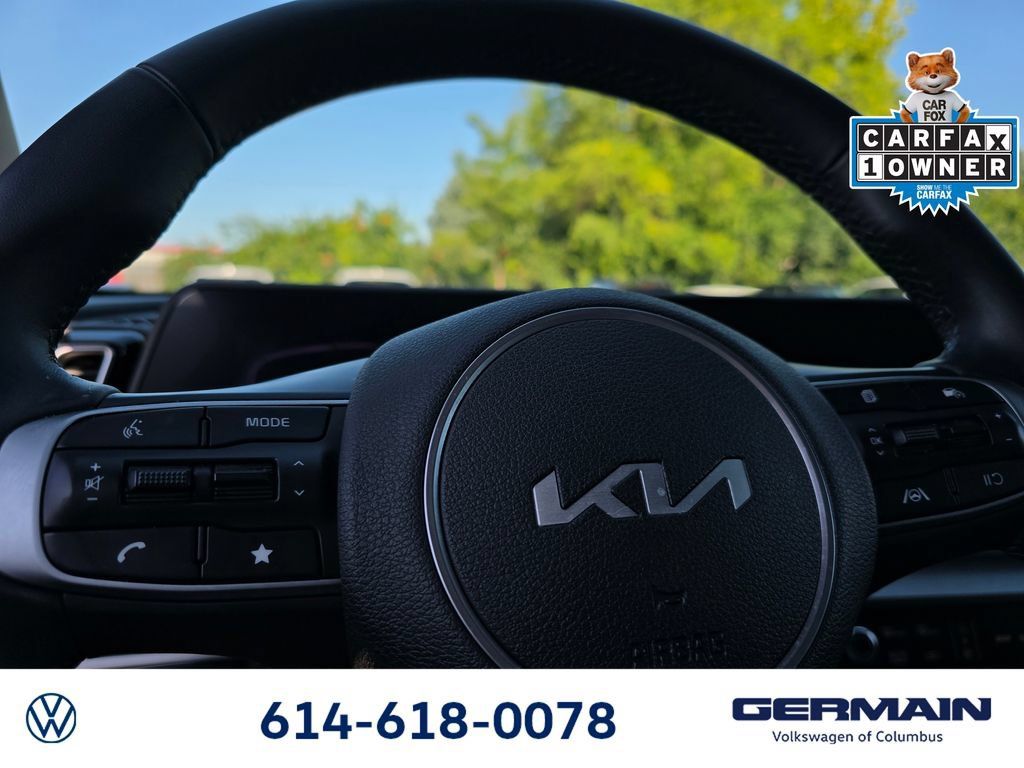 Used 2024 Kia Sportage EX AWD/4WD image 24