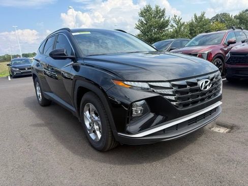 Used 2024 Hyundai Tucson SEL FWD image 2