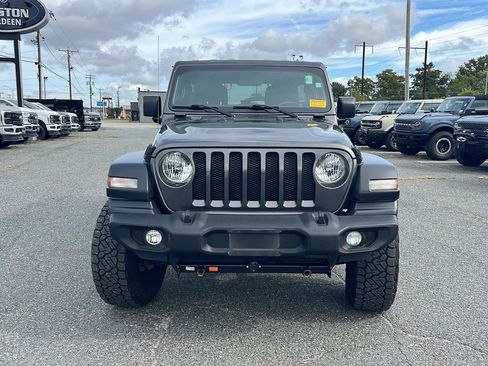 Used 2019 Jeep Wrangler Unlimited Sport S image 8