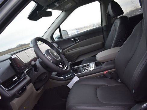 New 2026 Kia Carnival EX image 23