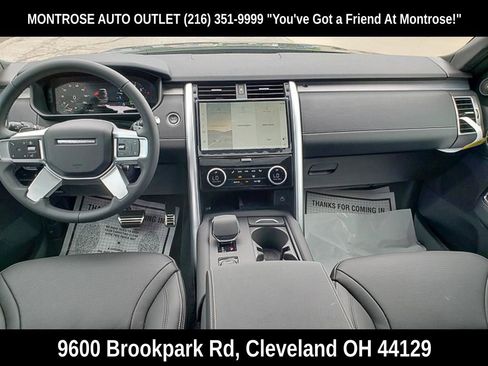 New 2025 Land Rover Discovery Dynamic SE image 10