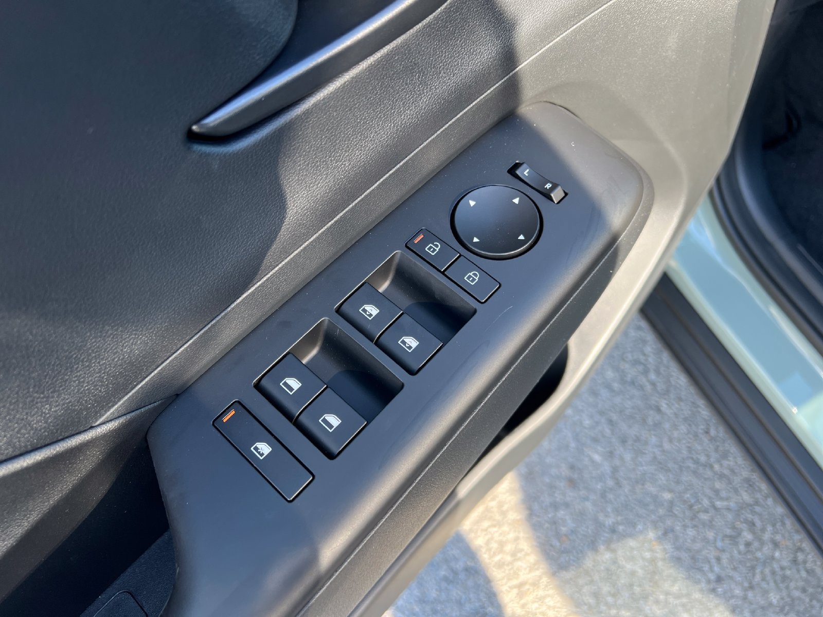 New 2027 Hyundai Kona SEL Sport AWD/4WD image 19