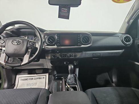 Used 2021 Toyota Tacoma SR5 w/ Trail Edition AWD/4WD image 18