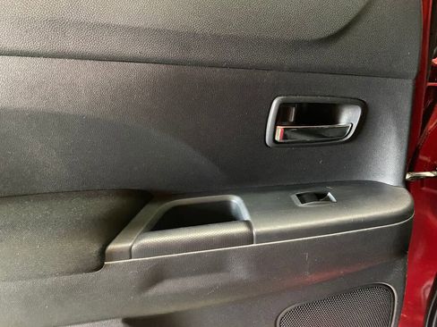 Used 2021 Mitsubishi Outlander Sport ES image 15