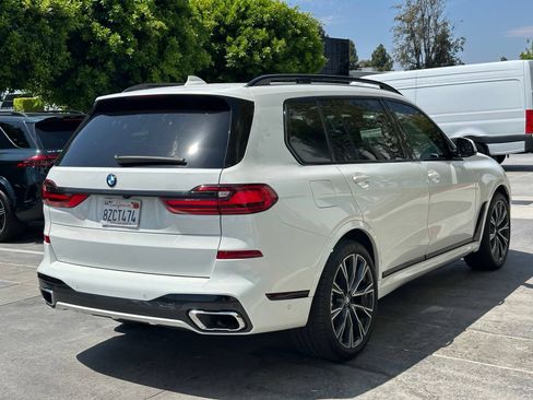 Used 2022 BMW X7 xDrive40i w/ M Sport Package AWD/4WD image 17