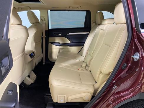 Used 2017 Toyota Highlander XLE w/ Protection Package #3 image 13