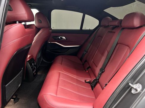 Used 2022 BMW 330i Sedan w/ M Sport Package RWD image 14