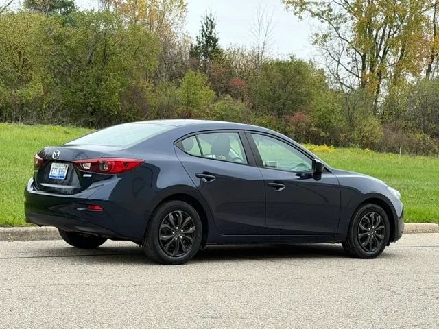 Used 2016 MAZDA MAZDA3 i Sport FWD image 12