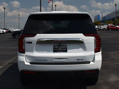 Used 2024 GMC Yukon XL SLT RWD image 10