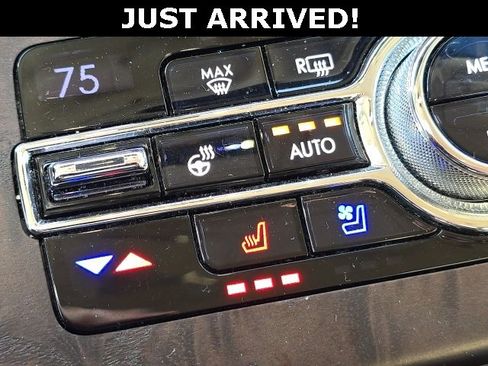 Used 2020 Lincoln Aviator Reserve w/ Equipment Group 202A image 22