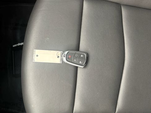 Used 2024 Cadillac XT6 Premium Luxury w/ Technology Package image 52