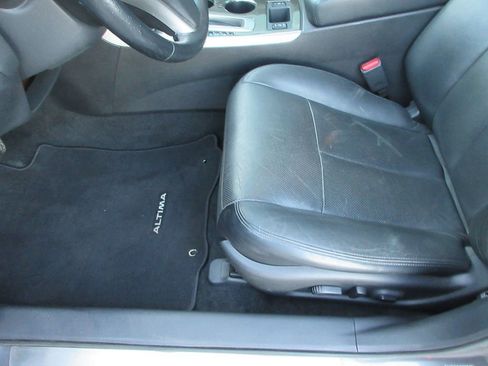 Used 2014 Nissan Altima 2.5 SL w/ Technology Package FWD image 20