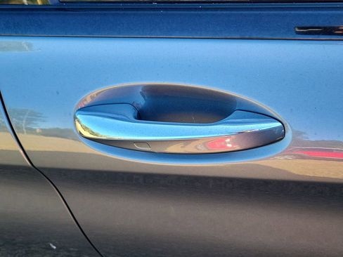 Used 2020 Mercedes-Benz C 300 C 300 image 18