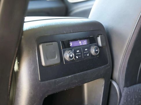 Used 2020 GMC Yukon XL Denali image 28