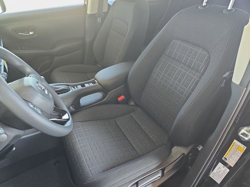 New 2026 Honda HR-V LX image 14