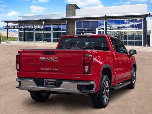 Used 2024 GMC Sierra 1500 SLE AWD/4WD image 5