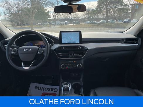 Used 2022 Ford Escape SEL w/ Technology Package image 22