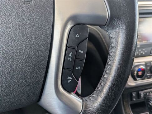 Certified 2016 GMC Acadia SLT w/ Open Road Package image 19