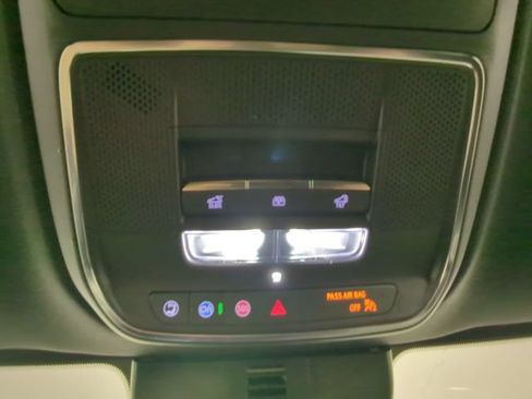 Used 2026 Chevrolet Traverse RS w/ LPO, Floor Liner Package FWD image 25