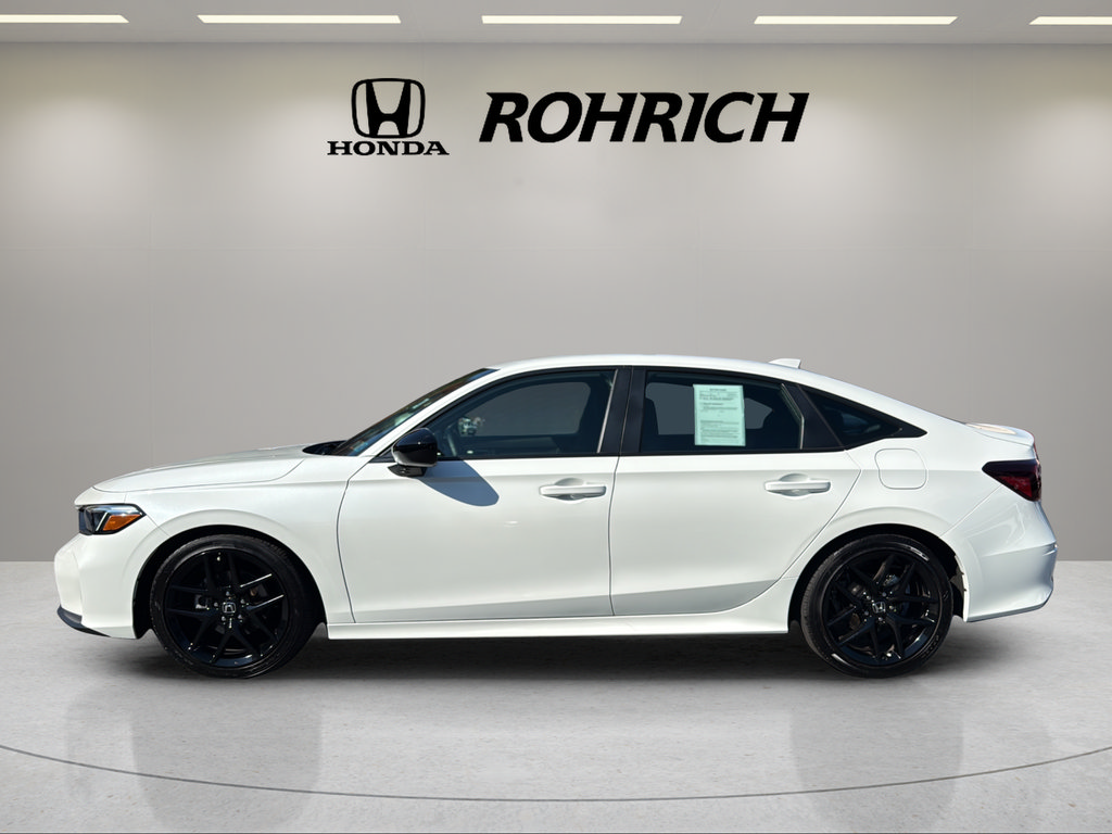 Used 2025 Honda Civic Sport image 9