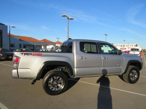 Certified 2020 Toyota Tacoma TRD Off-Road w/ TRD Premium Off Road Package image 15