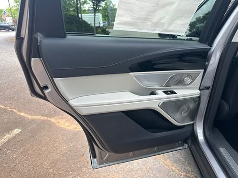 New 2026 Lincoln Nautilus Reserve AWD/4WD image 22
