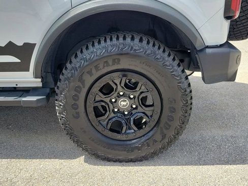 Certified 2024 Ford Bronco Wildtrak AWD/4WD image 10