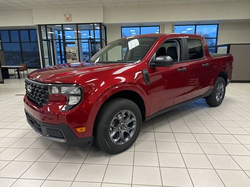 New 2025 Ford Maverick XLT w/ Equipment Group 302A image 15