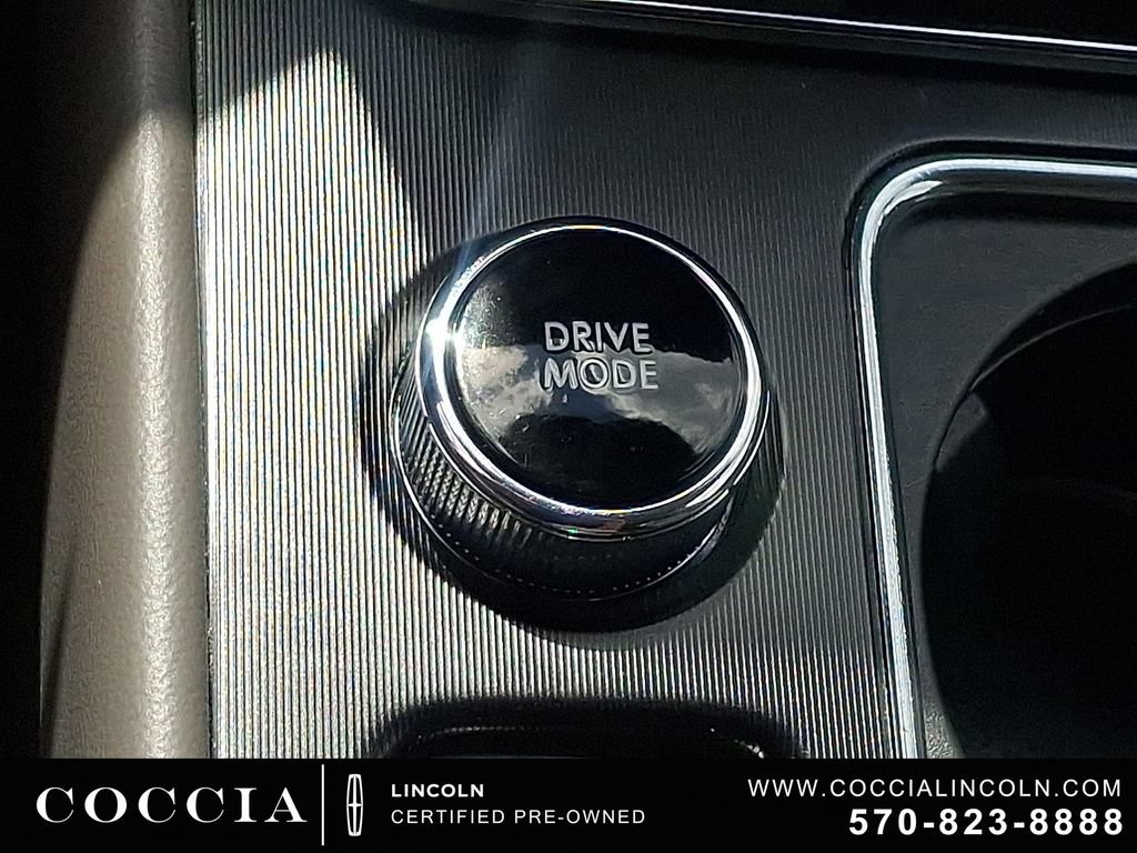 Certified 2023 Lincoln Corsair AWD w/ Equipment Group 101A image 24