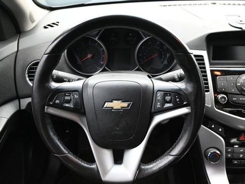 Used 2013 Chevrolet Cruze LT FWD image 14