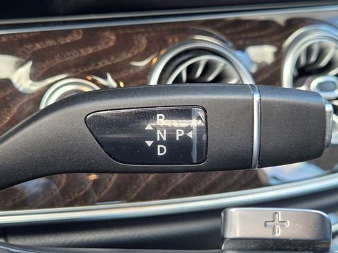 Used 2022 Mercedes-Benz E 450 Cabriolet image 25