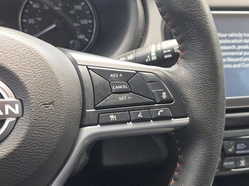 Used 2023 Nissan Kicks SR w/ SR Premium Package FWD image 20