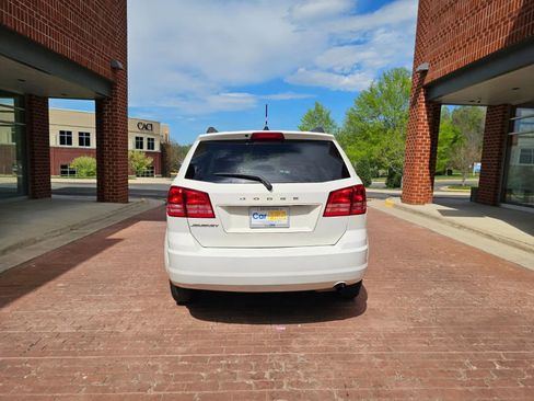 Used 2016 Dodge Journey SE w/ Flexible Seating Group image 5