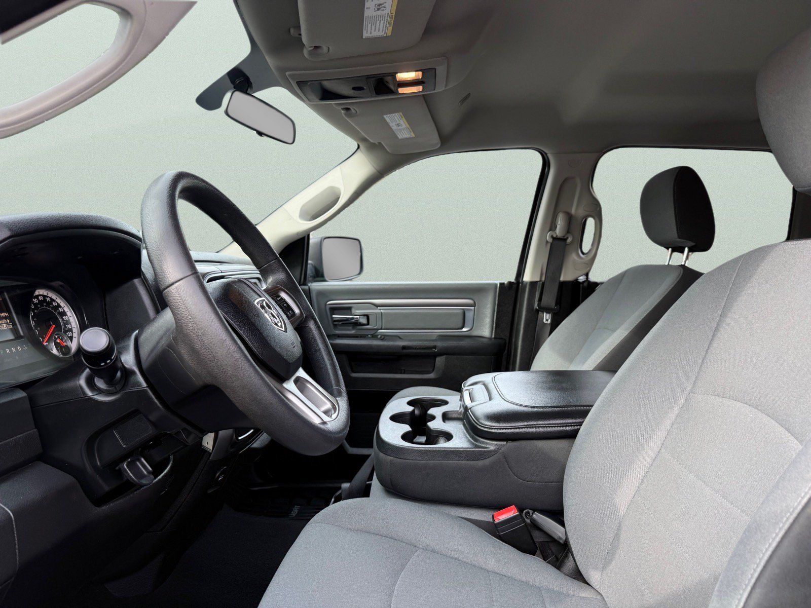 Used 2021 RAM 1500 Classic SLT RWD image 14