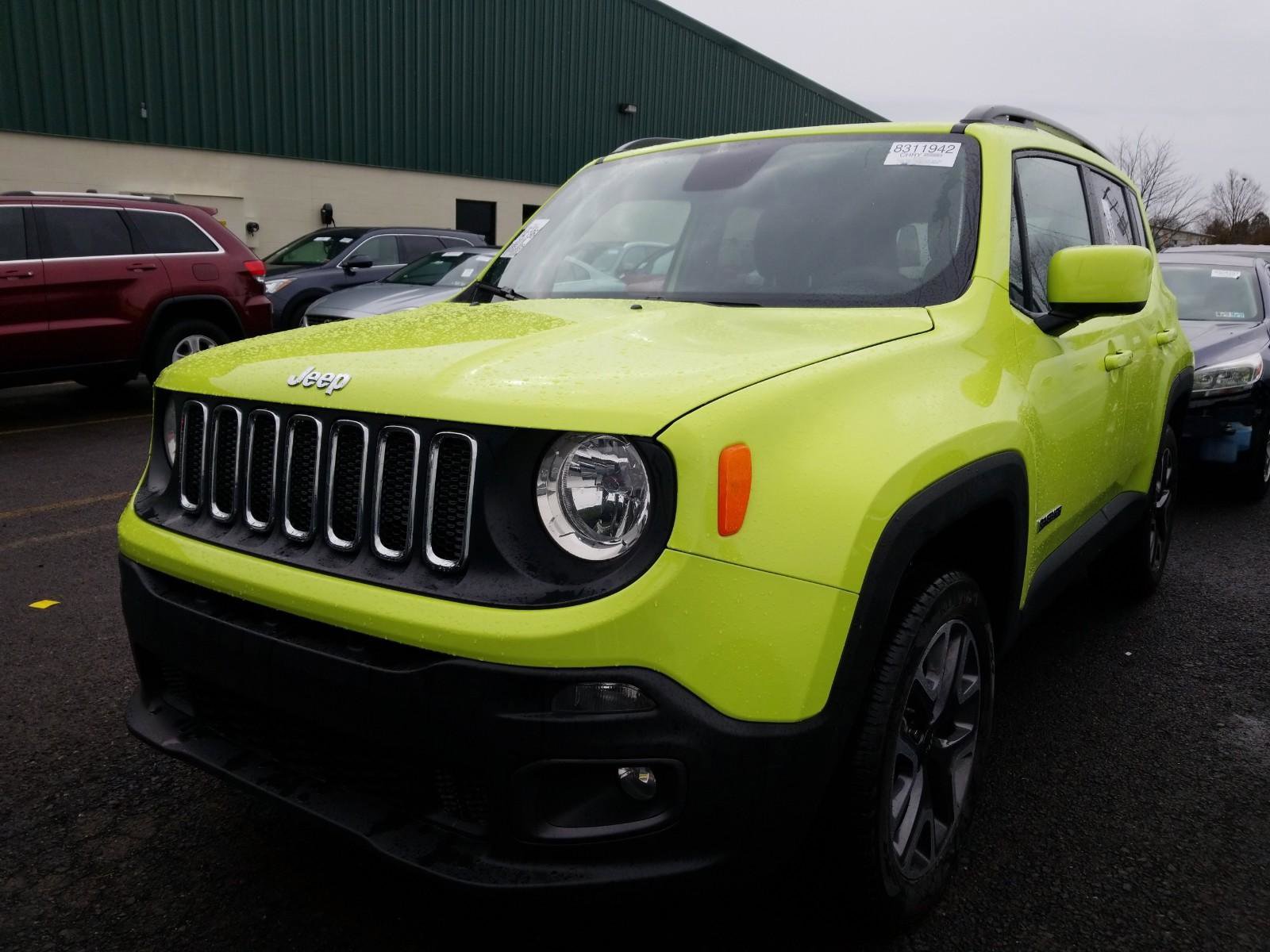 Used 2018 Jeep Renegade Latitude w/ Popular Equipment Group AWD/4WD image 1