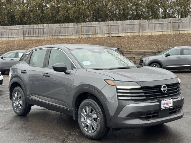 Used 2026 Nissan Kicks S FWD image 3