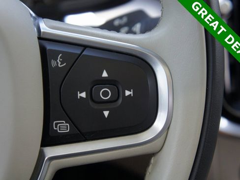 Used 2020 Volvo S60 T6 Momentum image 18