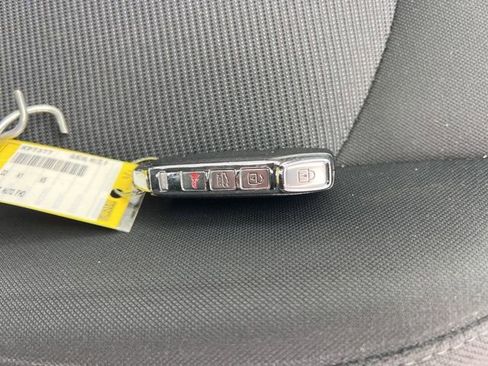 Used 2022 Kia K5 LXS image 34