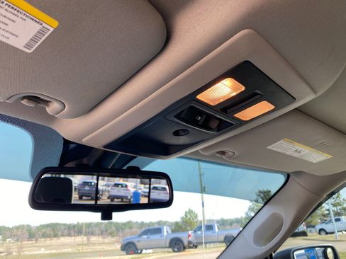 Used 2016 RAM 1500 Big Horn image 27